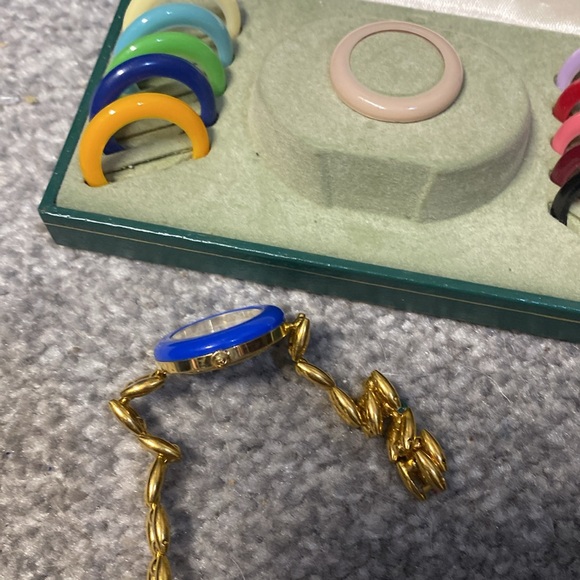 Gucci 1100-L watch - Picture 7 of 7